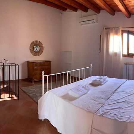 شقة Palazzo Resuttana باليرمو المظهر الخارجي الصورة