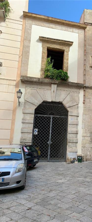 شقة Palazzo Resuttana باليرمو المظهر الخارجي الصورة